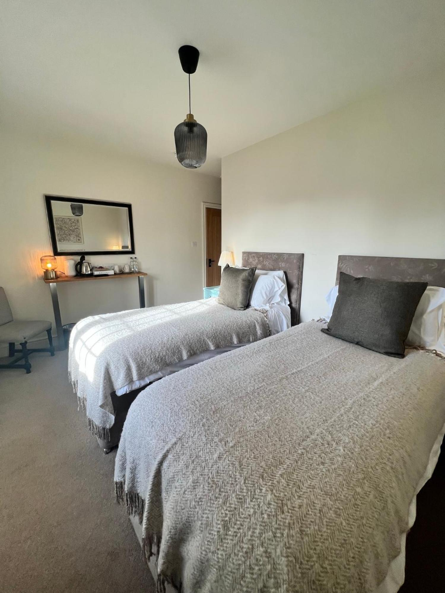 Bed and Breakfast White Hart Alton  Habitación foto