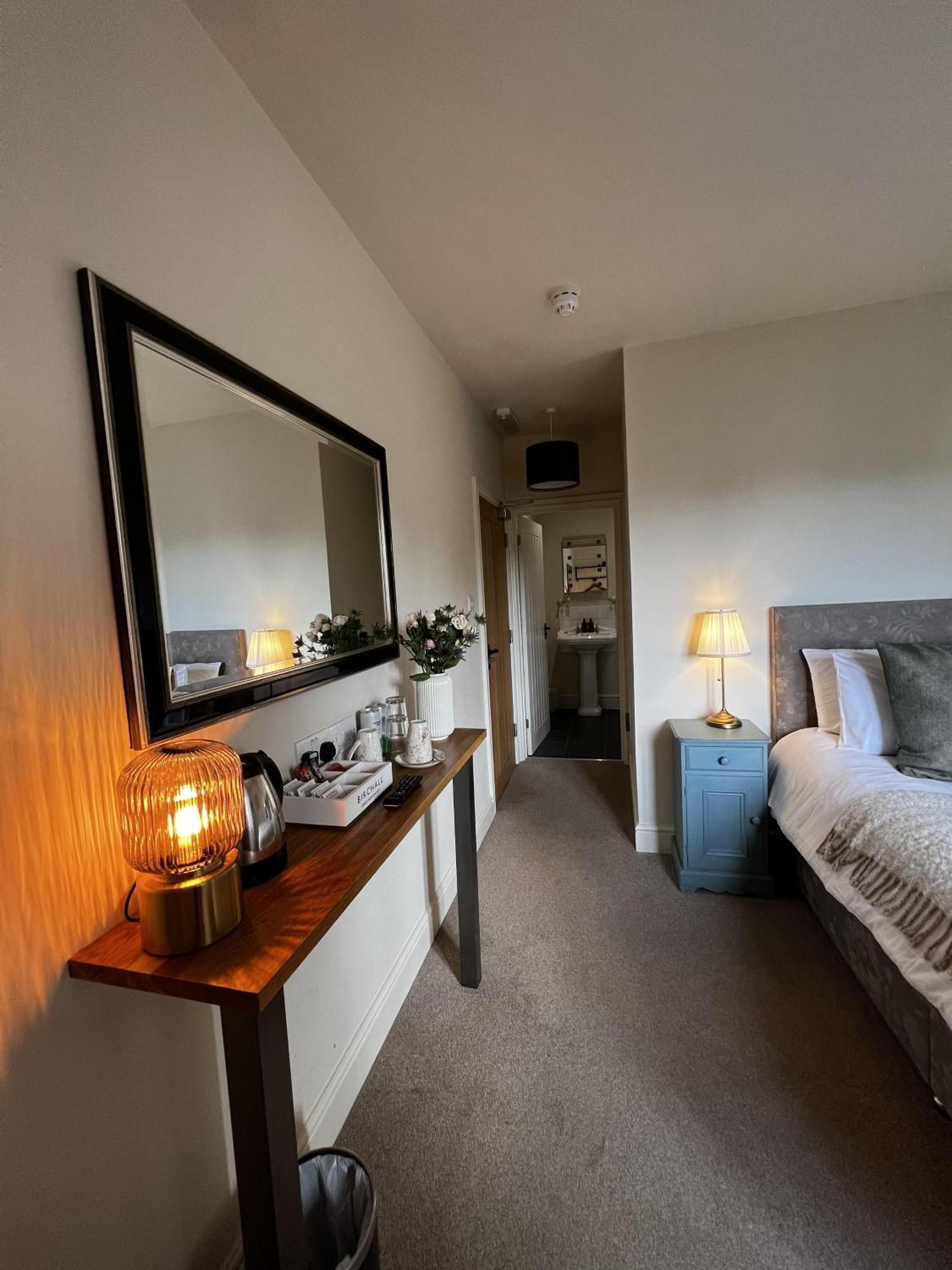 Bed and Breakfast White Hart Alton  Habitación foto